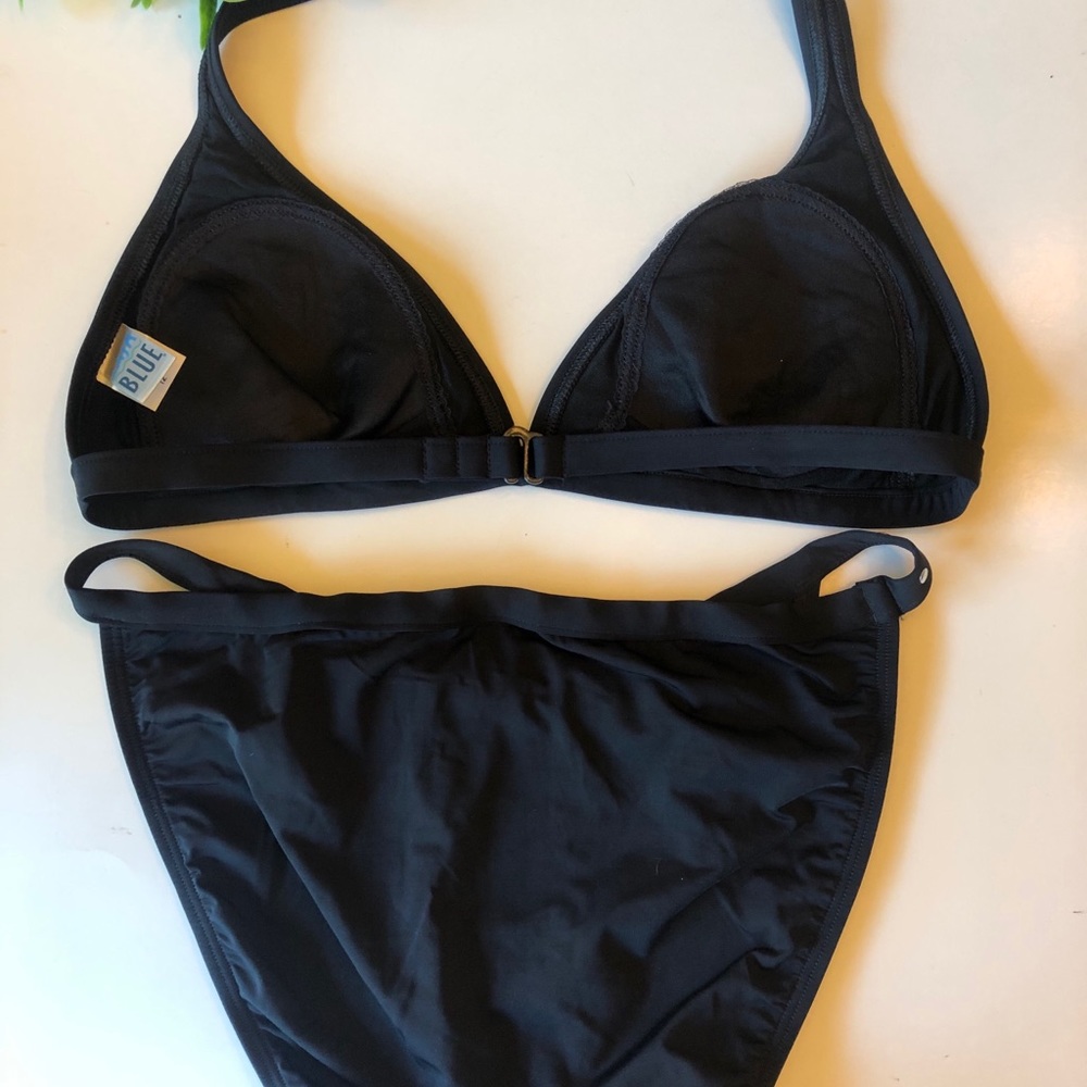 🍋EUC BAJA BLUE~BLACK BIKINI WITH SILVER DETAIL - Picture 4 of 9